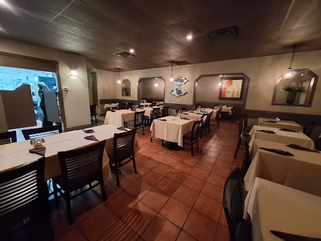 Alexander's Steakhouse & Pizzaria