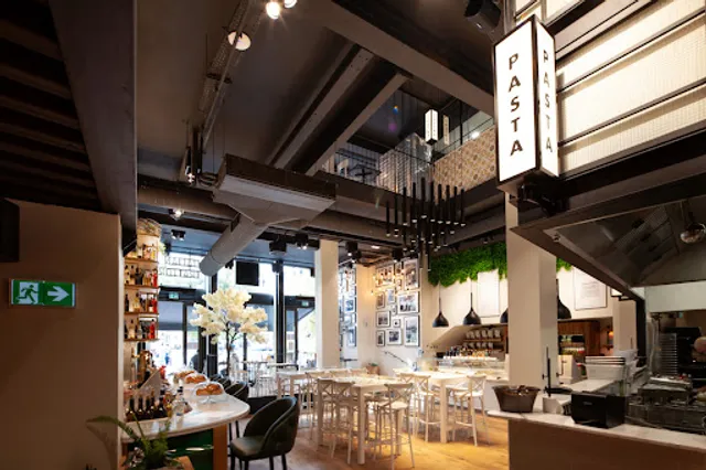 IT - Italian Trattoria Lille Place de la Gare