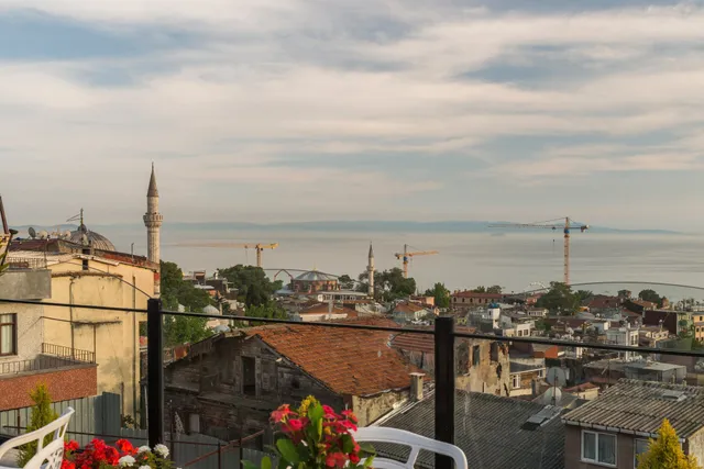 Istanbul Amedros Home