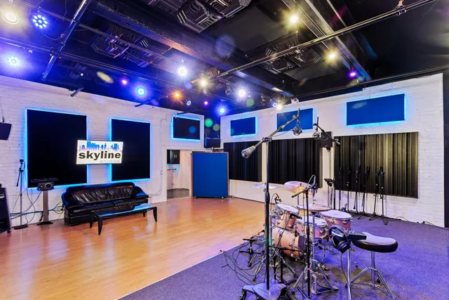 Skyline Studios - Oakland