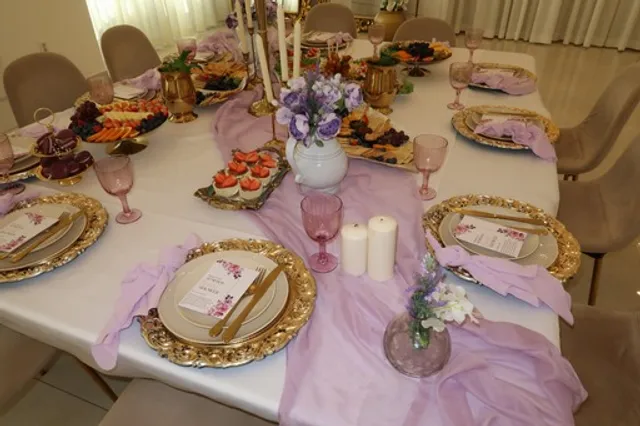 VIENIQUE Café • Lunchroom • Bakkerij