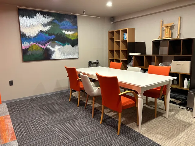 学びと仕事専門カフェ ココリッツ 星ヶ丘店