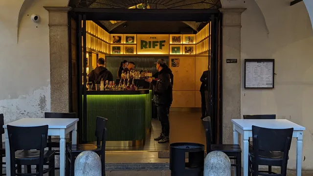 The Riff - Hi-Fi Cocktail Restaurant