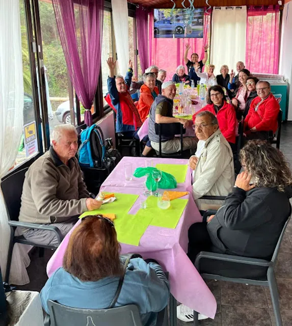 Bar Cafetería EL CRUCE