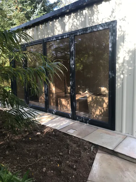 Tall Trees Seaside & Nature Retreat B&B