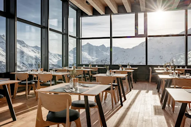 FALCON À-la-Carte-Restaurant