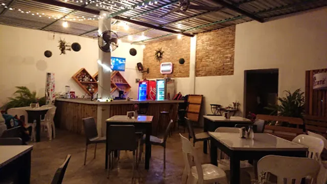 Albahak Cocina&Bar
