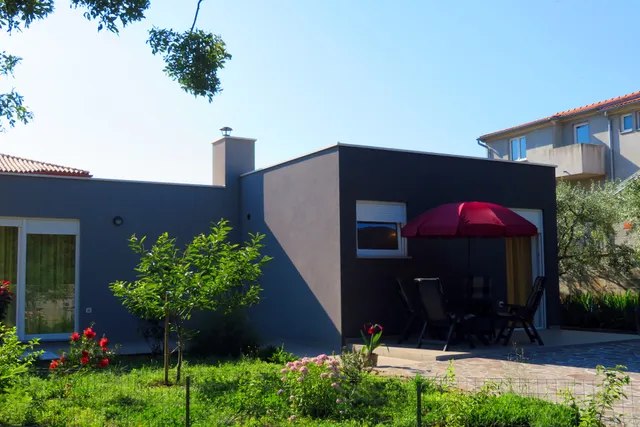 Family Apartment Pula, Stinjan, Croatia