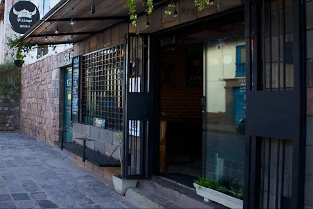 VIKINGO Restaurant-Bar