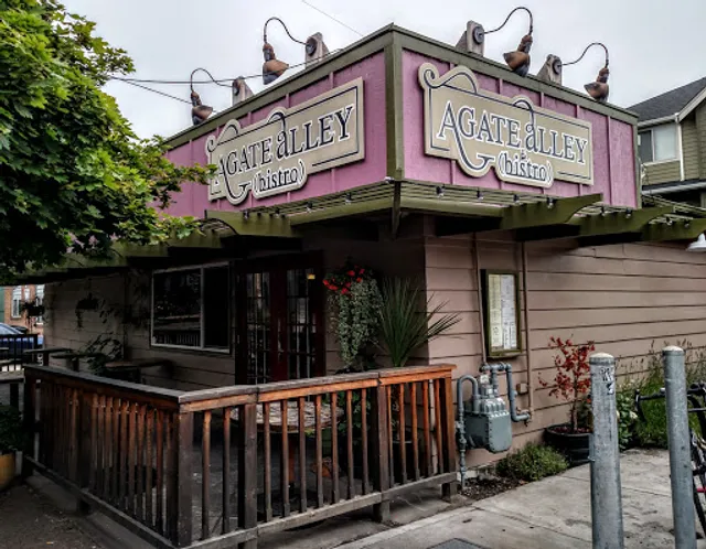 Agate Alley Bistro
