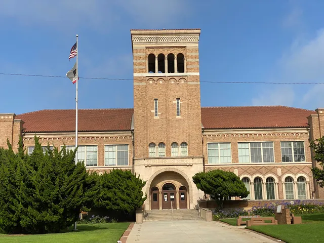 El Segundo High School