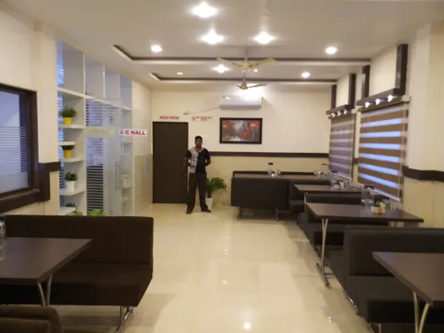 Hotel Shal Restaurant And Bar In Amravati