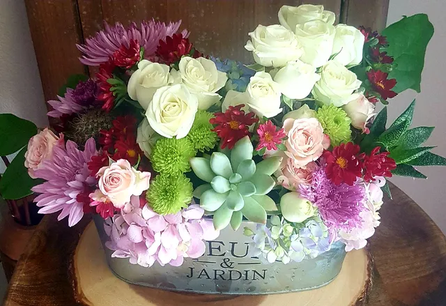 Scottsdale Paradise Flowers