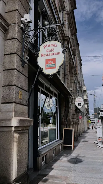 Café und Restaurant Pfunds