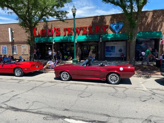 Leo's Jewelry & Gifts