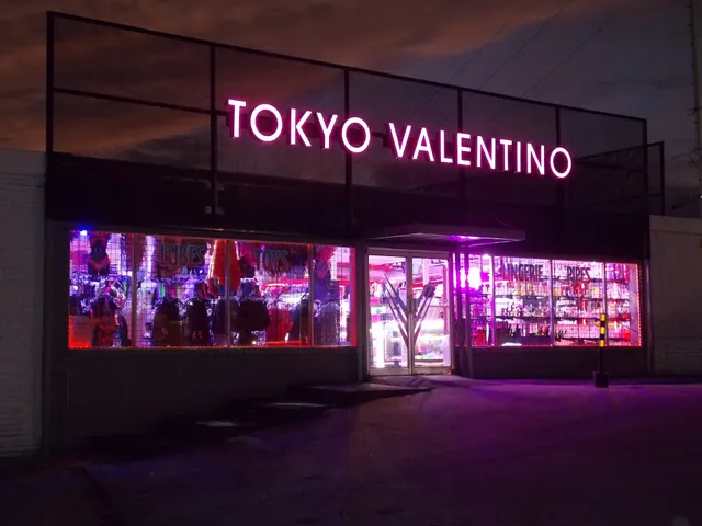 Tokyo Valentino Smyrna