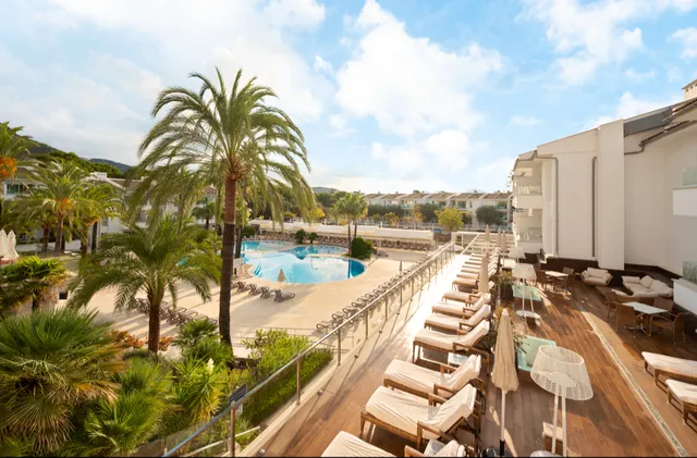 Puerto Azul Suite Hotel