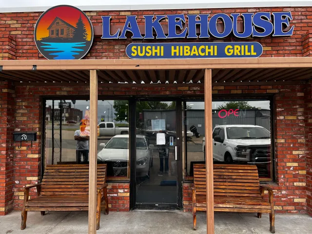 Lakehouse Sushi Hibachi & Grill