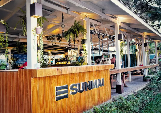Sunmai Beach Bar and Restaurant