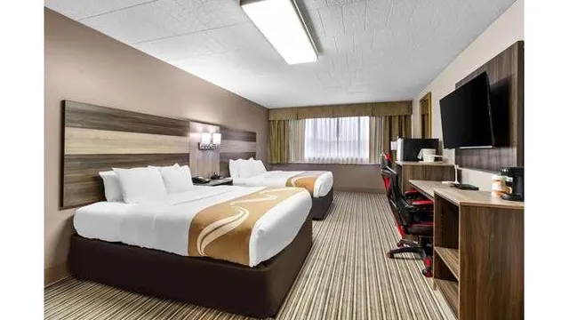 Quality Inn & Suites Altoona