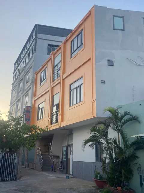 Khách Sạn Thái Sơn