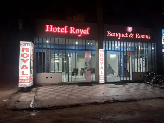 OYO Hotel Royal