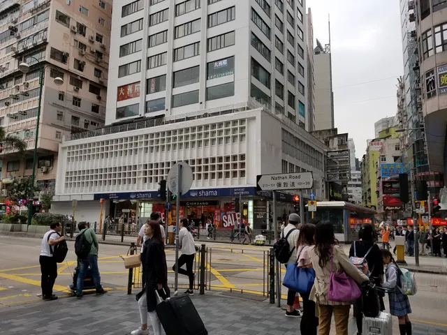 Golden Crown Guesthouse