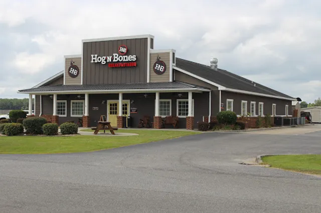 Hog N Bones -Douglas