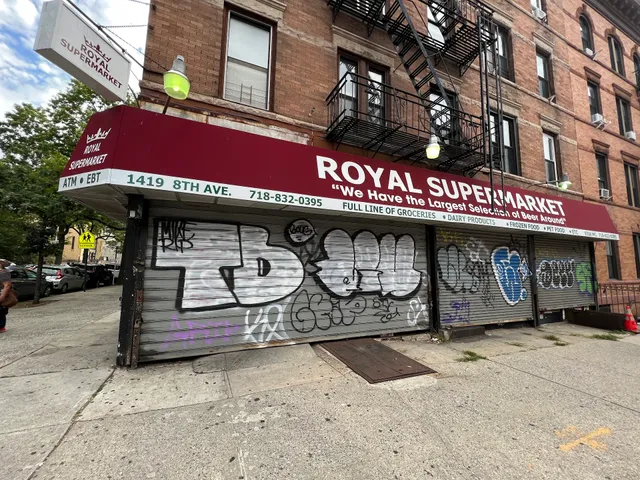 Royal Supermarket