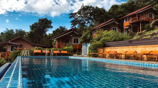 Phuphaya Seaview Resort