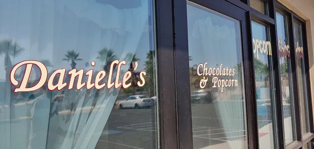 Danielle's Chocolate & Popcorn