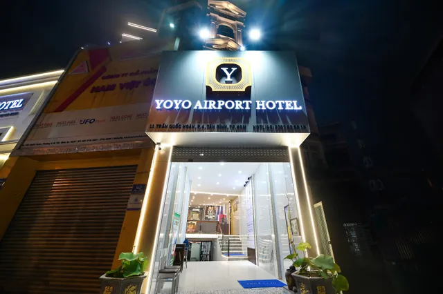 Yoyo Airport Saigon Hotel