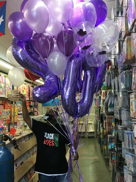 Ideal Magic Discount Store