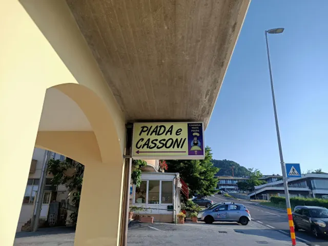 L'Angela Veste Piada