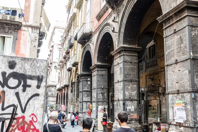 VECCHIA NAPOLI -TRIBUNALI