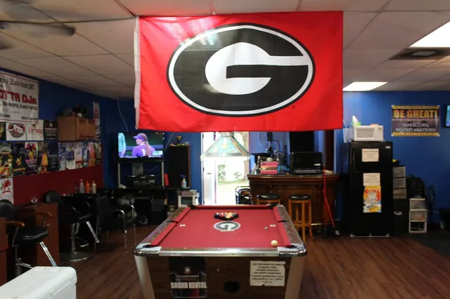 Cutz Linez and Trimz