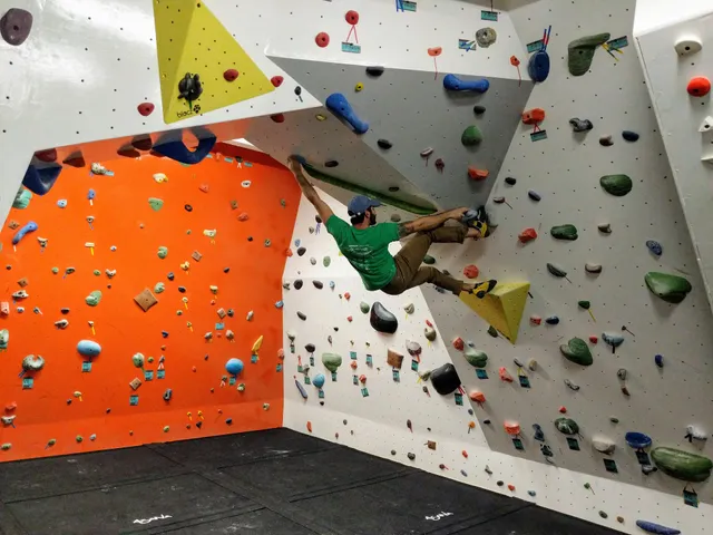 Table Rock Bouldering