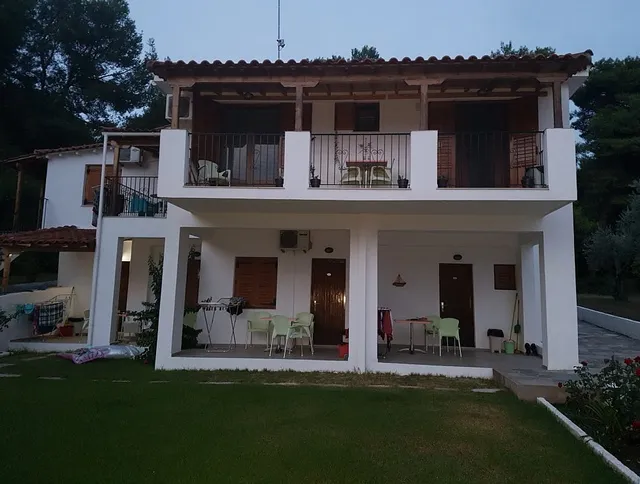 Magda Studios & Apartments