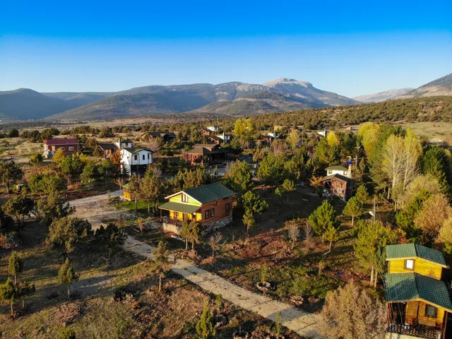 Kibriscik Municipality Köroglu Mountain Houses