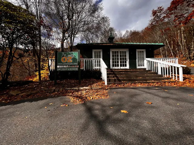 Land of Oz Gift Shop & Museum