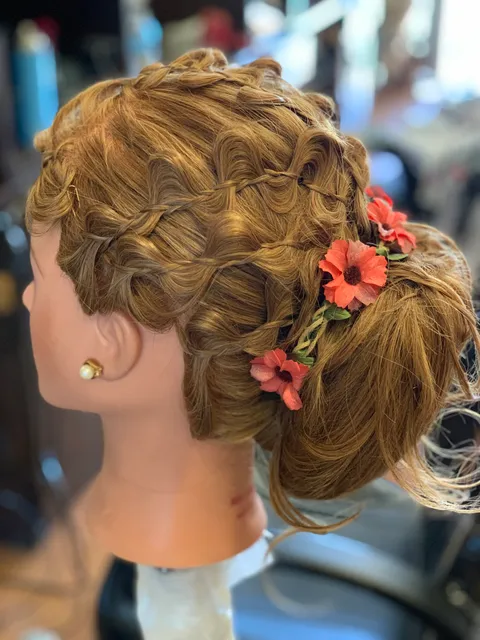 Hazell's Beauty Shop