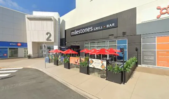 Benefit Cosmetics Brow Bar