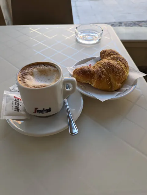 BAR TIRATA DRITTA da jay