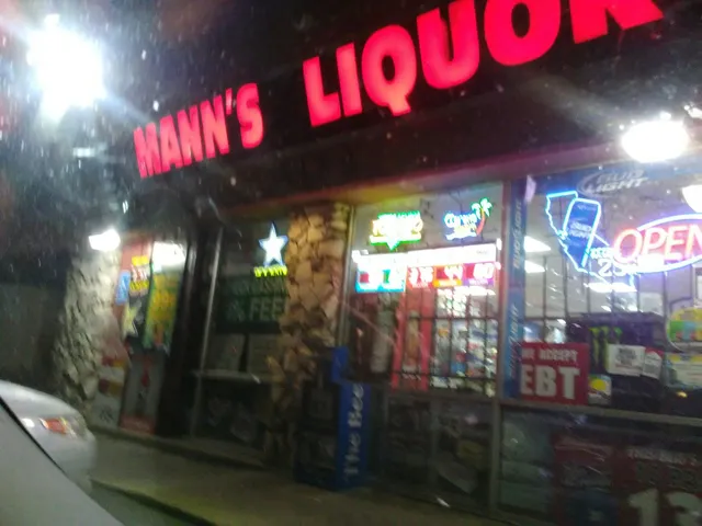 Manns Liquor