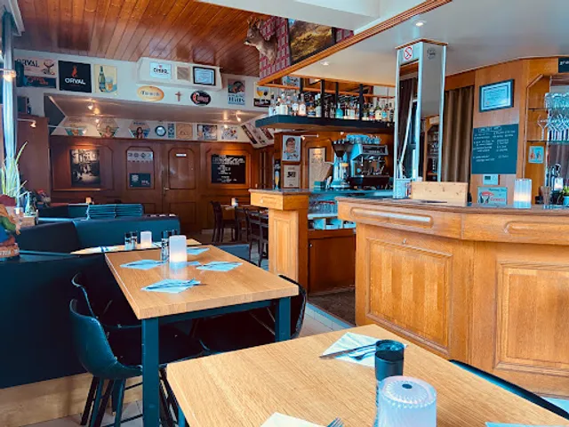 Eet-,whisky - en bierkroeg 't Kruiske