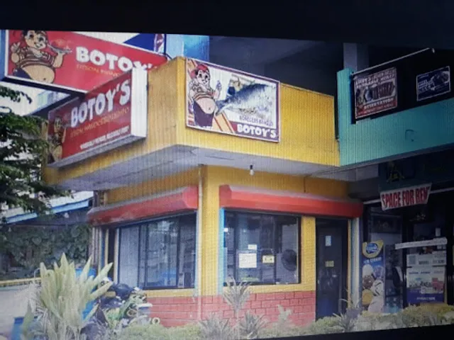 Botoy's Litson Manok BBQ Liempo