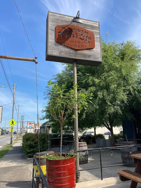 Brown Truck Brewery - High Point