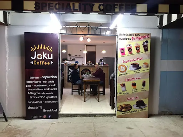 jaku coffee Huacachina