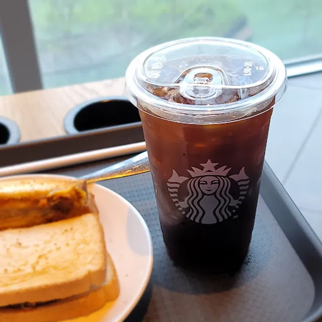 Starbucks Yongsan I'Park Mall