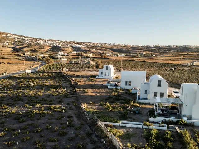 Melivoia House Collection